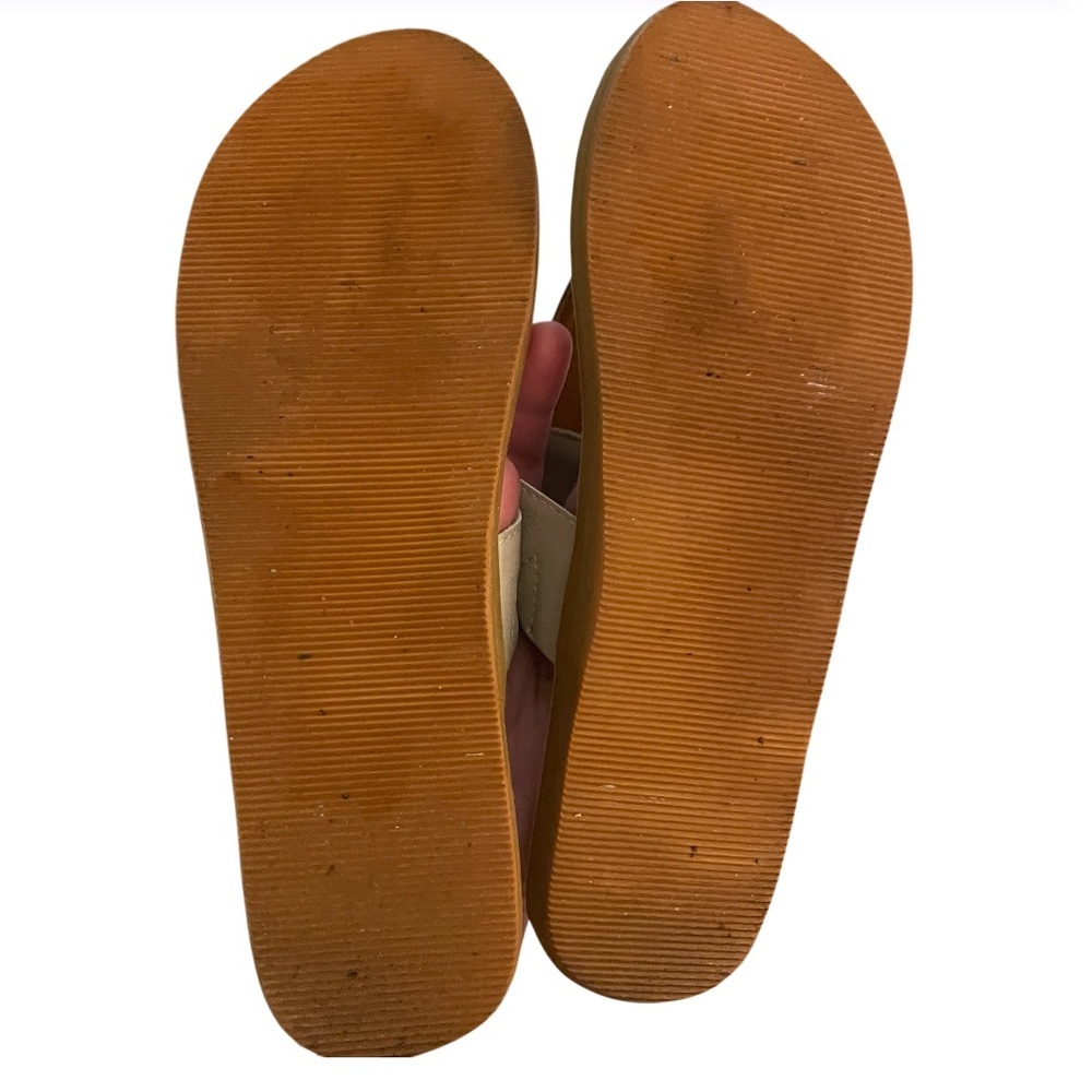Flojos Women's Grace Brown & Beige Sandals Size 9 NWOT - Picture 4 of 5